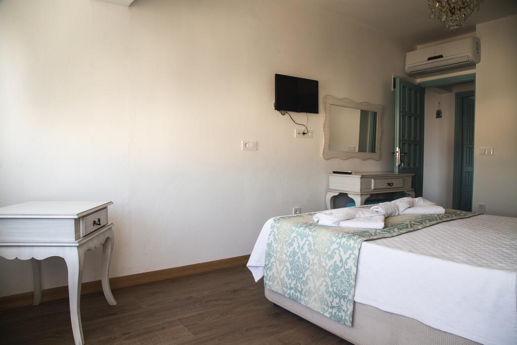 Alacati Sardunya Hotel Εξωτερικό φωτογραφία